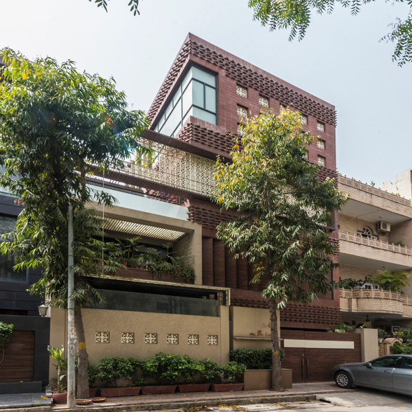 Arrayed Villa